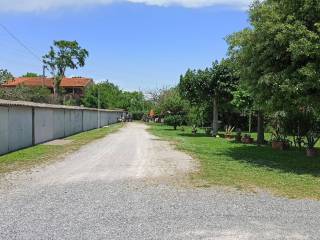 Garage in vendita a livorno via provinciale pisana, 330