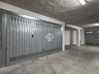 Garage in affitto a bergamo via pradello, 26