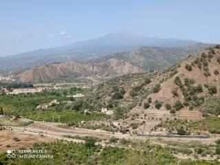 Terreno residenziale in vendita a taormina contrada mare provvido