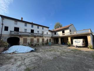 Casa indipendente in vendita a castagnole monferrato via garibaldi, 94