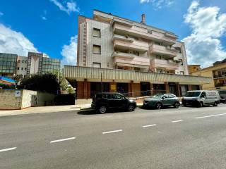 Garage in vendita a sassari via salvatore coradduzza, 16