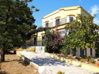 Villa in in vendita da privato a sperlonga via montepiano