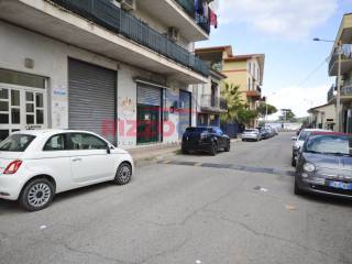 Magazzino in vendita a corigliano-rossano via magna grecia, 12