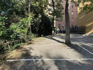 Posto auto in vendita a bologna via del porto, 38