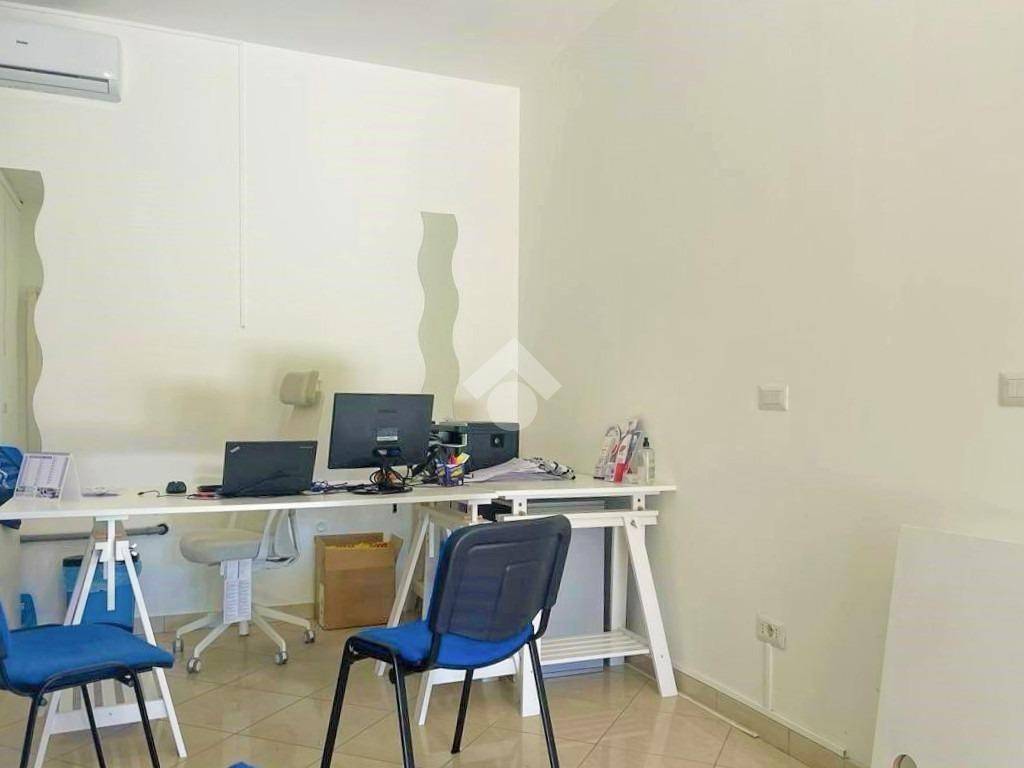 immagine annuncio 1 di 4