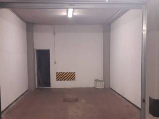 Garage in affitto a firenze viale eleonora duse