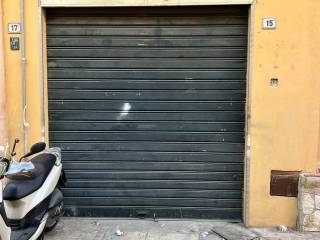 Garage in vendita a palermo via antonio cassarino, 15