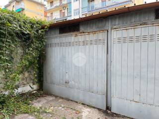 Garage in vendita a firenze via fedele soldani, 31