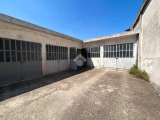 Garage in affitto a torino corso traiano, 163