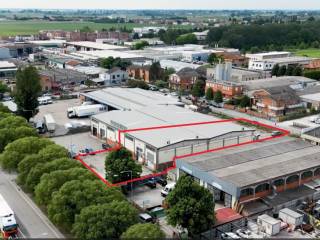 Capannone industriale in vendita a ferrara via veneziani