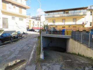 Garage in vendita a lamezia terme vico tagliamento