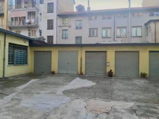 Garage in affitto a torino via digione, 7