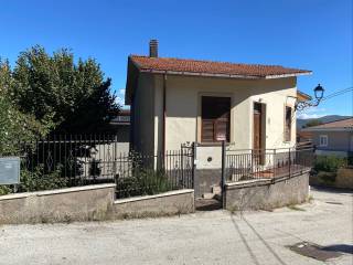 Villa in in vendita da privato a tagliacozzo via corradino, 67