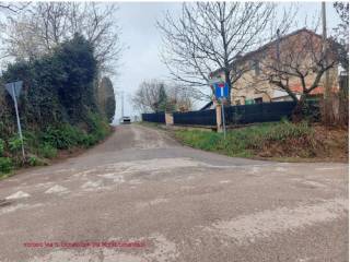 Terreno agricolo in vendita a pesaro strada di monteromanesco