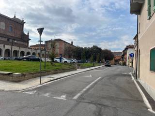 Casa indipendente in vendita a fossano piazza capitano piero cosa