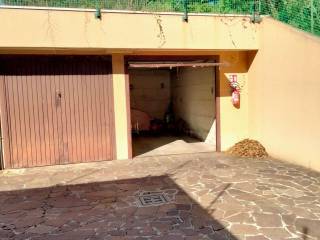 Garage in vendita a vimercate via asiago, 20