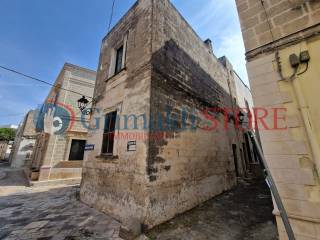 Casa indipendente in vendita a manduria via gian leonardo marugj, 91