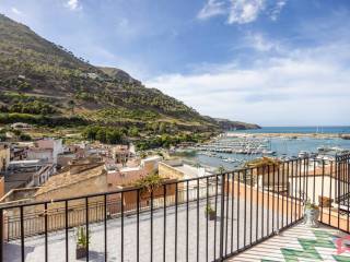 Villa in vendita a castellammare del golfo corso giuseppe garibaldi, 19