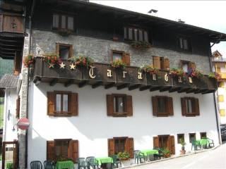 Hotel in vendita a forni di sopra via vittorio veneto, 20