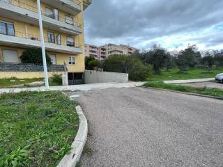 Garage in vendita ad alghero via emilio lussu, 8