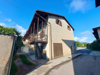 Casa indipendente in vendita a caldonazzo via monte rovere