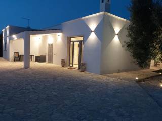 Villa in vendita a ostuni contrada boccadoro