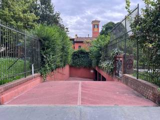 Garage in affitto a bologna via san rocco, 16