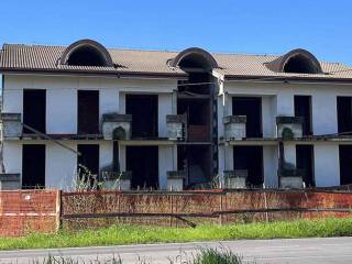 Terreno commerciale in vendita a inzago via padana superiore, 37