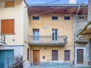 Casa indipendente in vendita a colle brianza via montecassino, 2