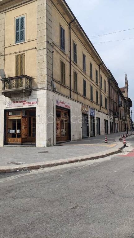 immagine annuncio 2 di 4