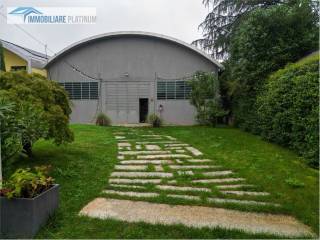 Capannone industriale in vendita a seregno strada vicinale foinera, 18