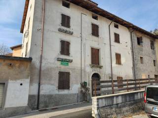 Villa bifamiliare in vendita ad arta terme 