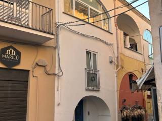 Casa indipendente in in affitto da privato a bacoli via sant'anna, 60