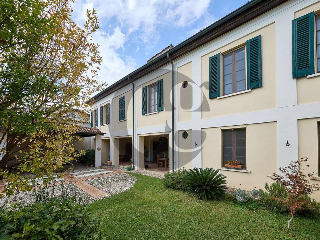 immagine annuncio 1 di 15