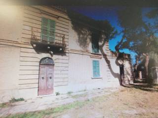 Villa in vendita a silvi contrada piomba