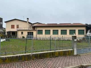 Capannone industriale in vendita a fossò 