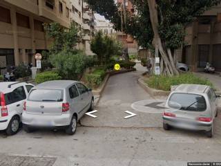 Garage in vendita a palermo via villa heloise, 22