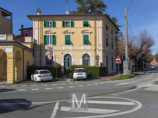 Casa indipendente in vendita a sarzana piazza guido jurgens, 31