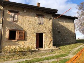 Casa indipendente in vendita a canossa via casalino, 55