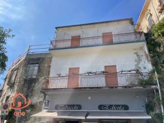 Appartamento in vendita a castellabate piazza 16 giugno 1138