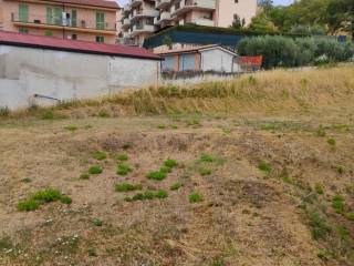 Posto auto in vendita a fermo contrada san martino