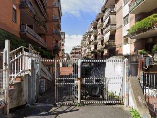 Garage in vendita a roma via dino penazzato, 83