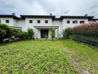 Villa a schiera in vendita a paruzzaro via san grato