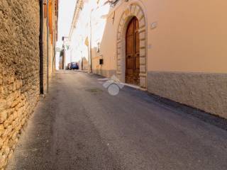 Appartamento in vendita a l'aquila via grifo, 6