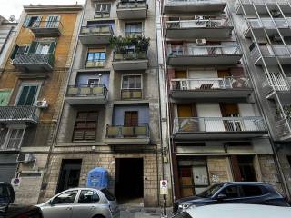 Pizza al taglio/fast food/kebab in affitto a bari via michele garruba, 34