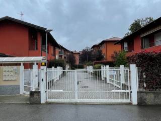 Appartamento in affitto a castelletto sopra ticino via beati, 137