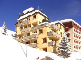 Posto auto in vendita a sestriere via monte rotta, 4