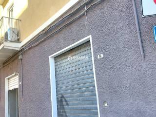 Negozio in vendita a cagliari via vincenzo monti, 14