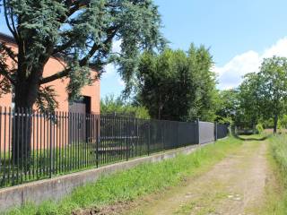 Capannone industriale in vendita a cassano magnago via alcide de gasperi