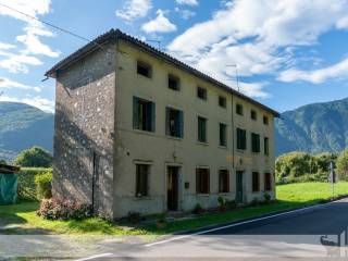 Casa indipendente in vendita a feltre via luni, 63